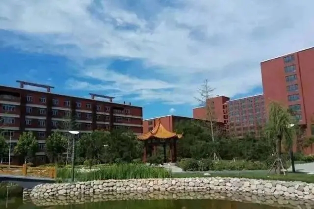 北京城市學（xué）院順義校區.webp